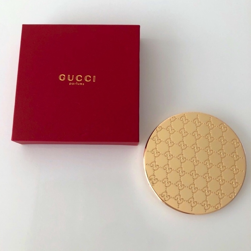 Gucci Gold Embossed Compact Mirror - Picture 4 of 6